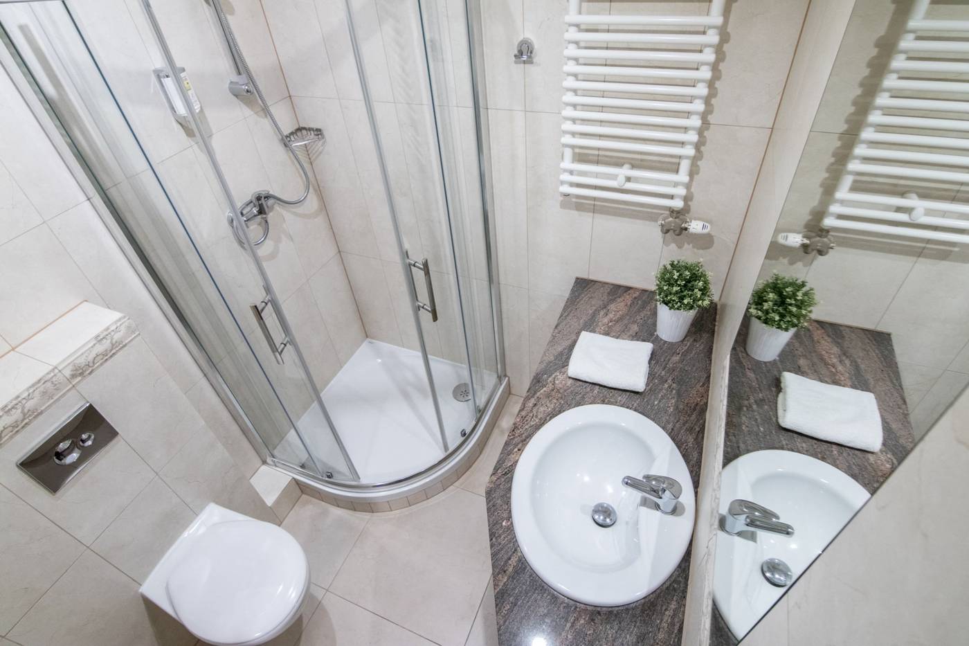 Aparthotel-Old-Town-Room-25