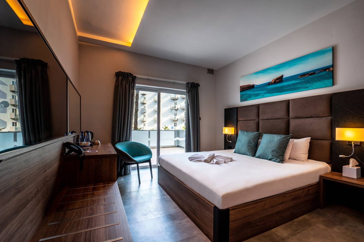 Pebbles-Resort-Room-13