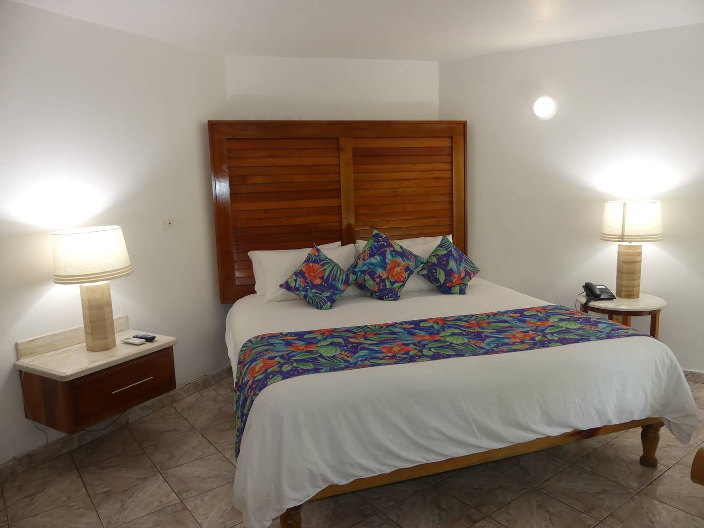 Negril-Tree-House-Room-12
