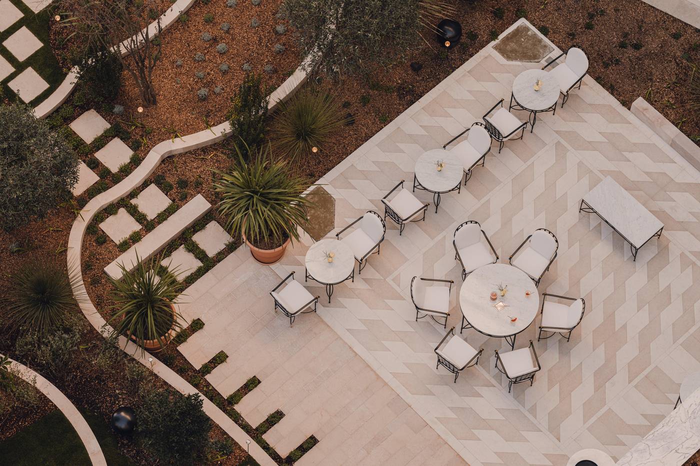 Regent-Carlton-Cannes-Bar-23