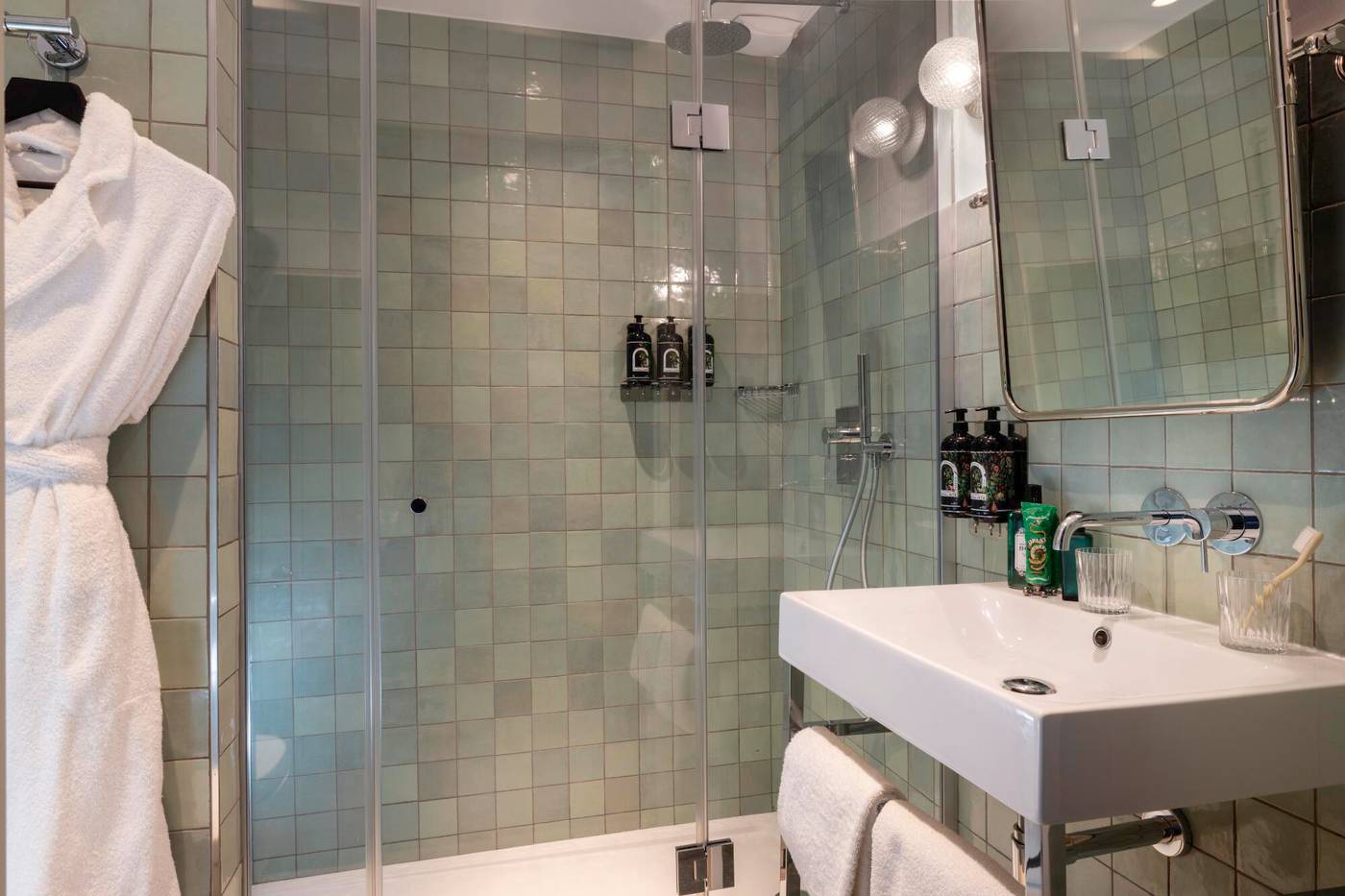 Hotel-Ginette-A--la-Folie-Room-30