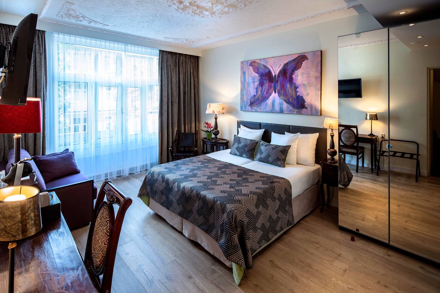 Hotel-Jupiter-Room-31