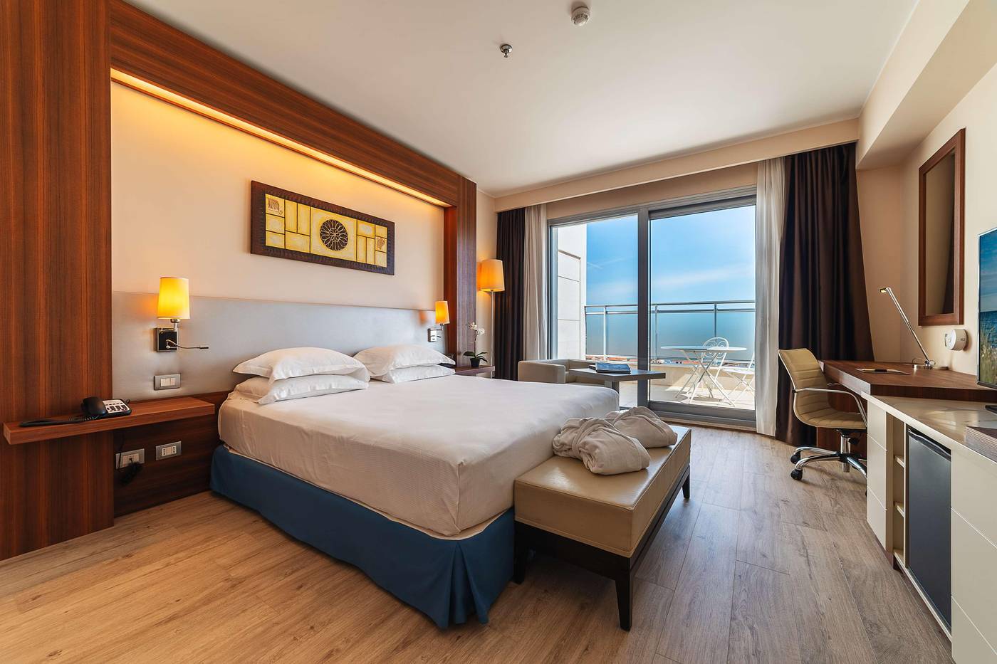 Double-Tree-by-Hilton-Hotel-Olbia-Room-19