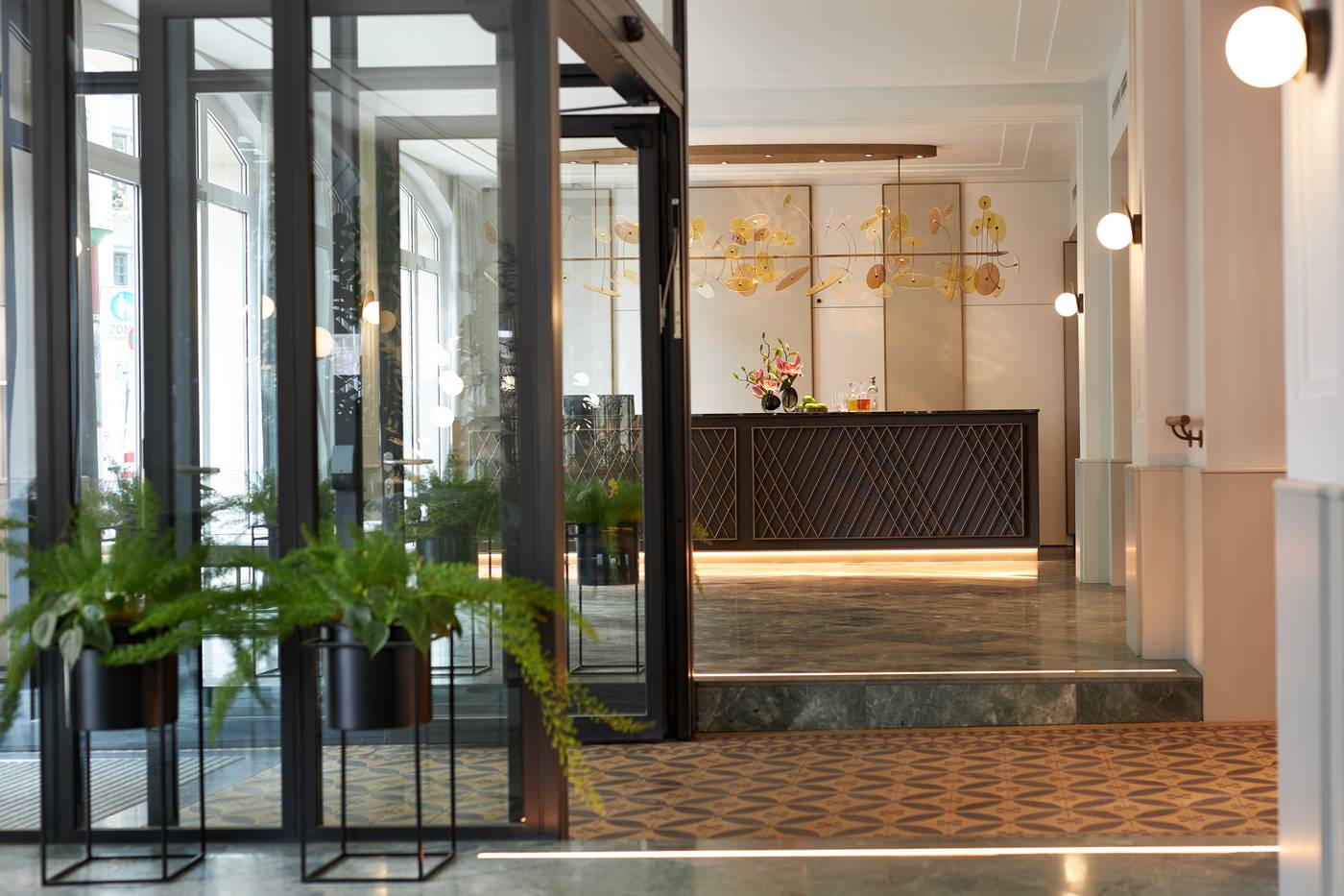Classik-Hotel-Alexander-Plaza-Lobby-9