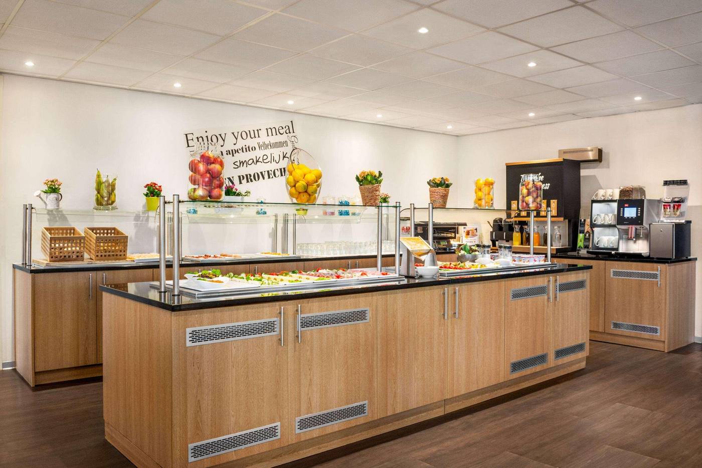 Amedia-Amsterdam-Airport-Trademark-by-Wyndham-Restaurant-45