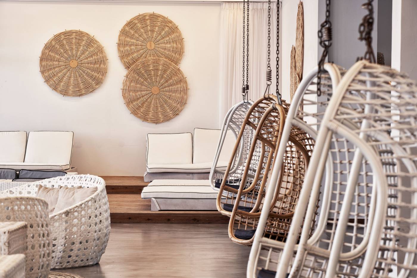 Isla-Brown-Chania--Curio-Collection-by-Hilton-Pool-64