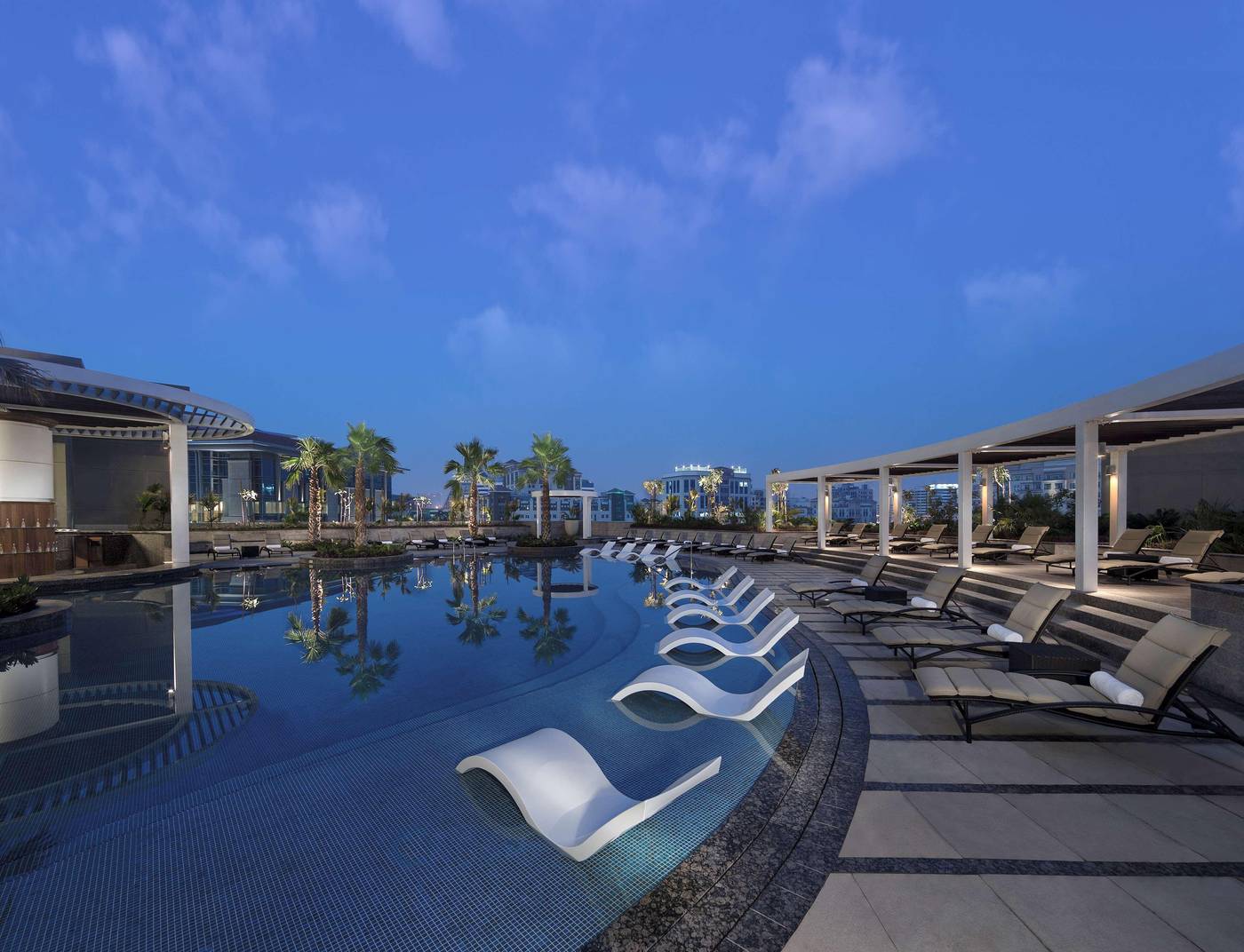 Hyatt-Regency-Dubai-Creek-Heights-Pool-3