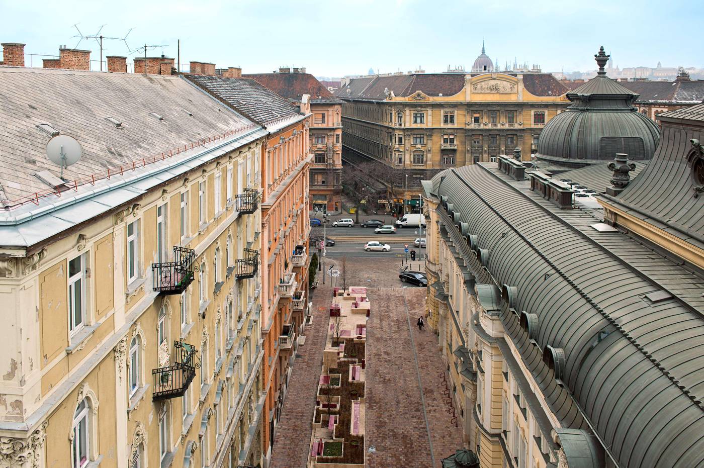 NH-Budapest-City-General-view-1