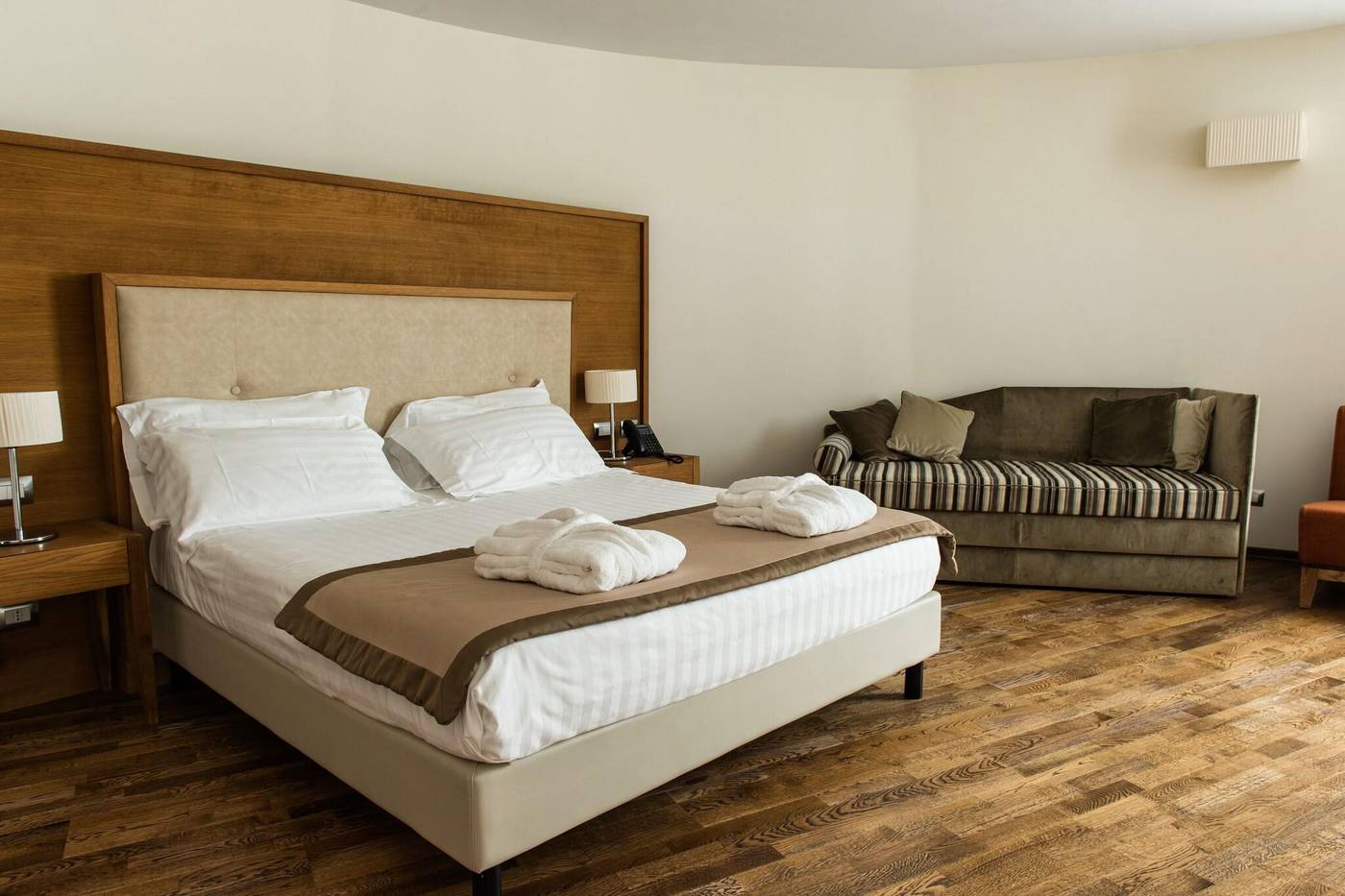 Aqua-Montis-Resort---Spa-Room-26