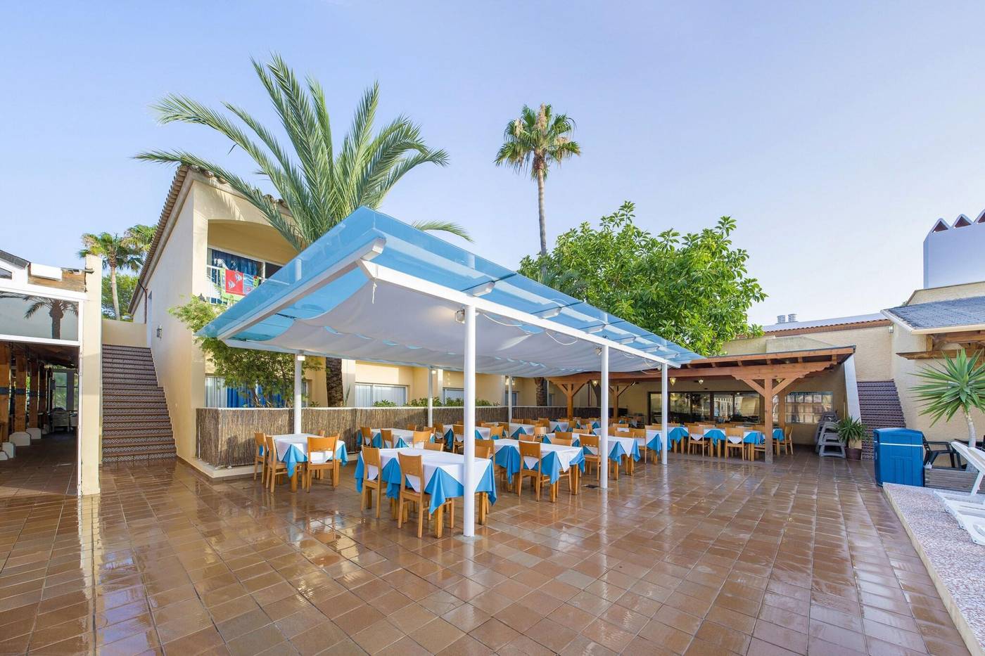 Playasol-Cala-Tarida-Terrace-21