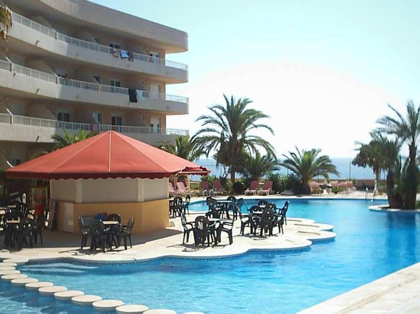 Jessica-Beach-Pool-1