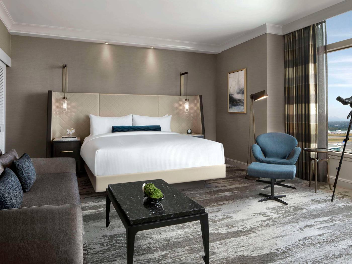 Fairmont-Vancouver-Airport-Room-32
