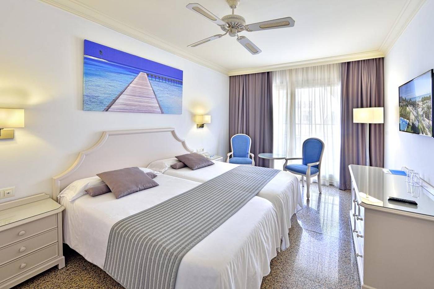 Mac-Puerto-Marina-Benalmadena-Room-24