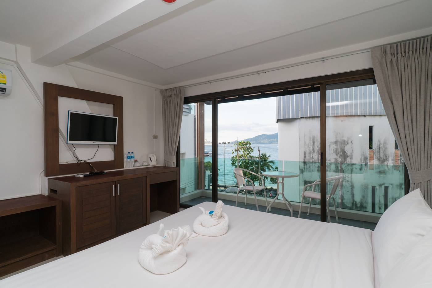 Patong-Swiss-Room-27