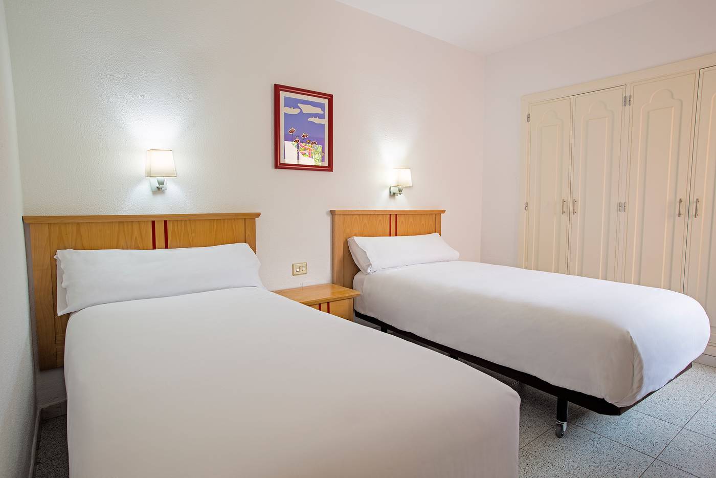 Apartamentos-Koala-Garden-LIVVO-Home-Collection-Room-17