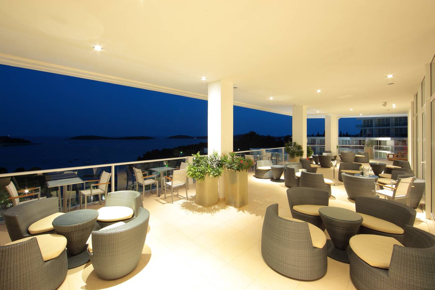 Amfora-Hvar-Grand-Beach-Resort-Lobby-12