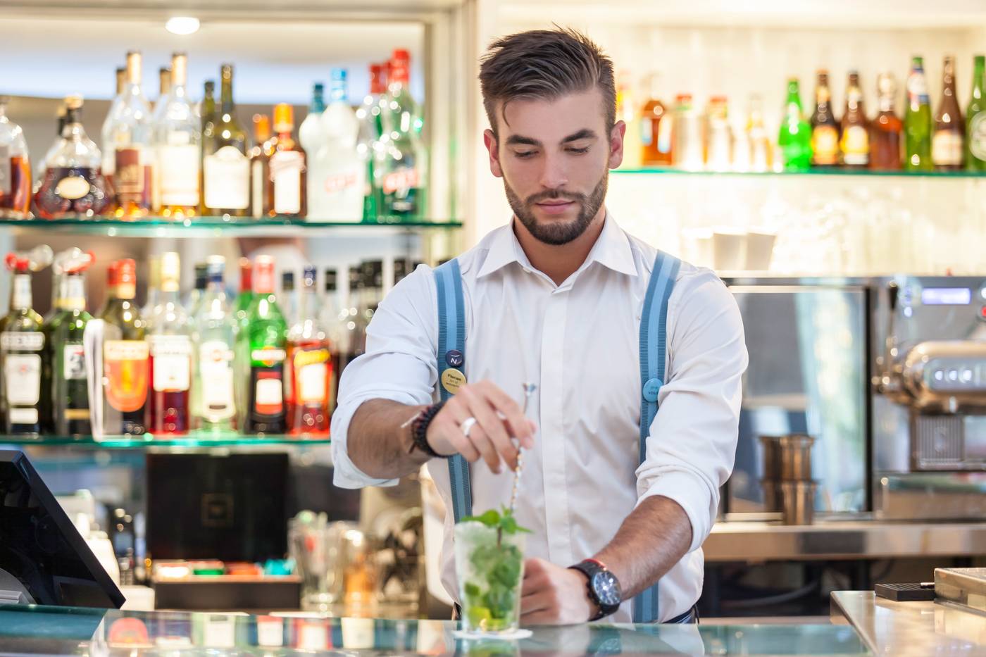 Novotel-Paris-la-Defense-Bar-16