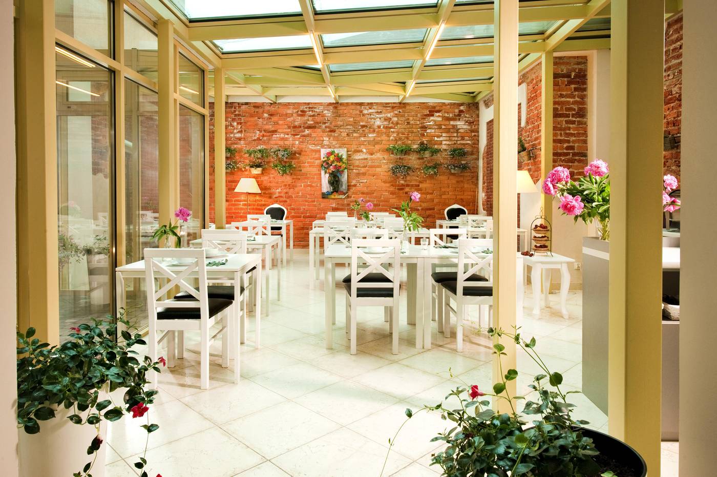 Leone-Aparthotel-Restaurant-11