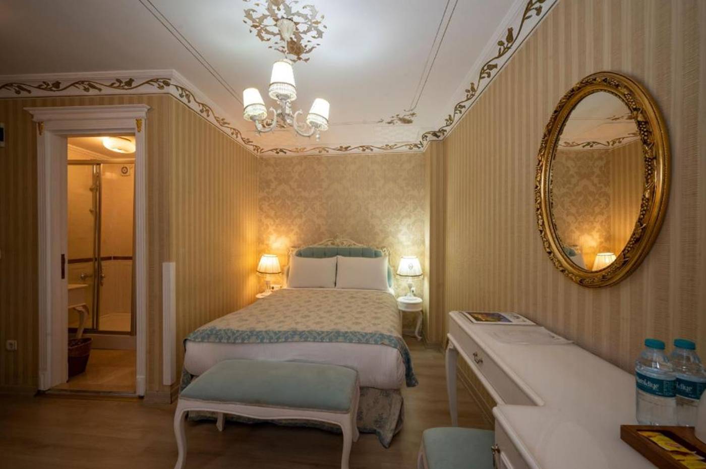 Kupeli-Palace-Room-6