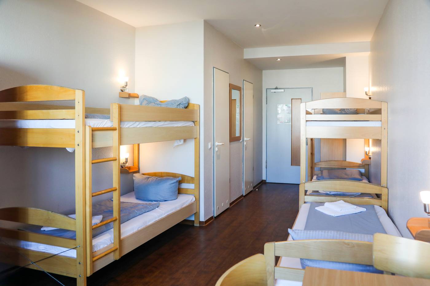 Acama-Kreuzberg-Hotel-Hostel-Room-18