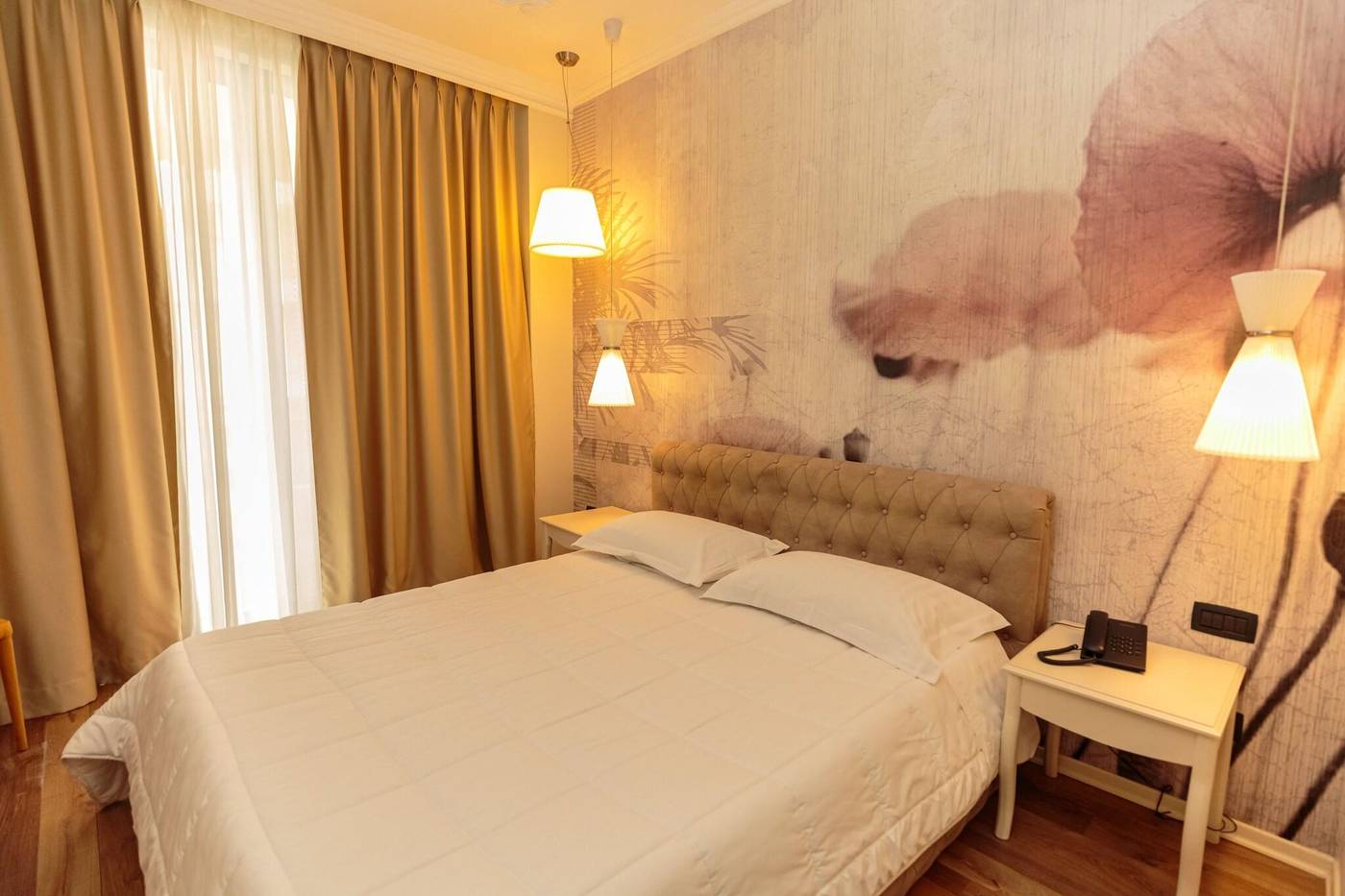 Regina City Hotel-Albania-Vlorë-Room-7