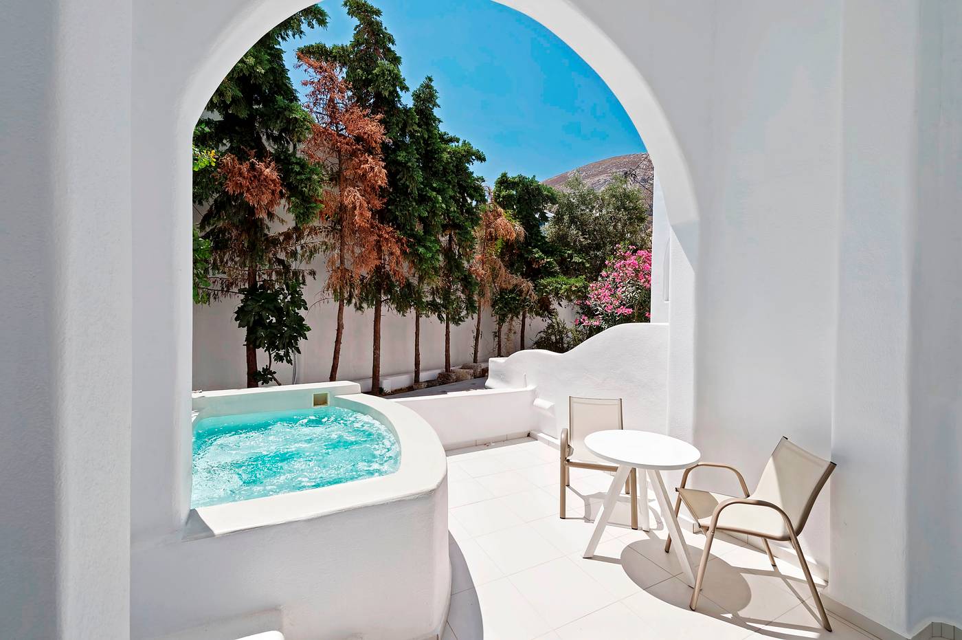 Cavo-Bianco-Hotel-Room-9