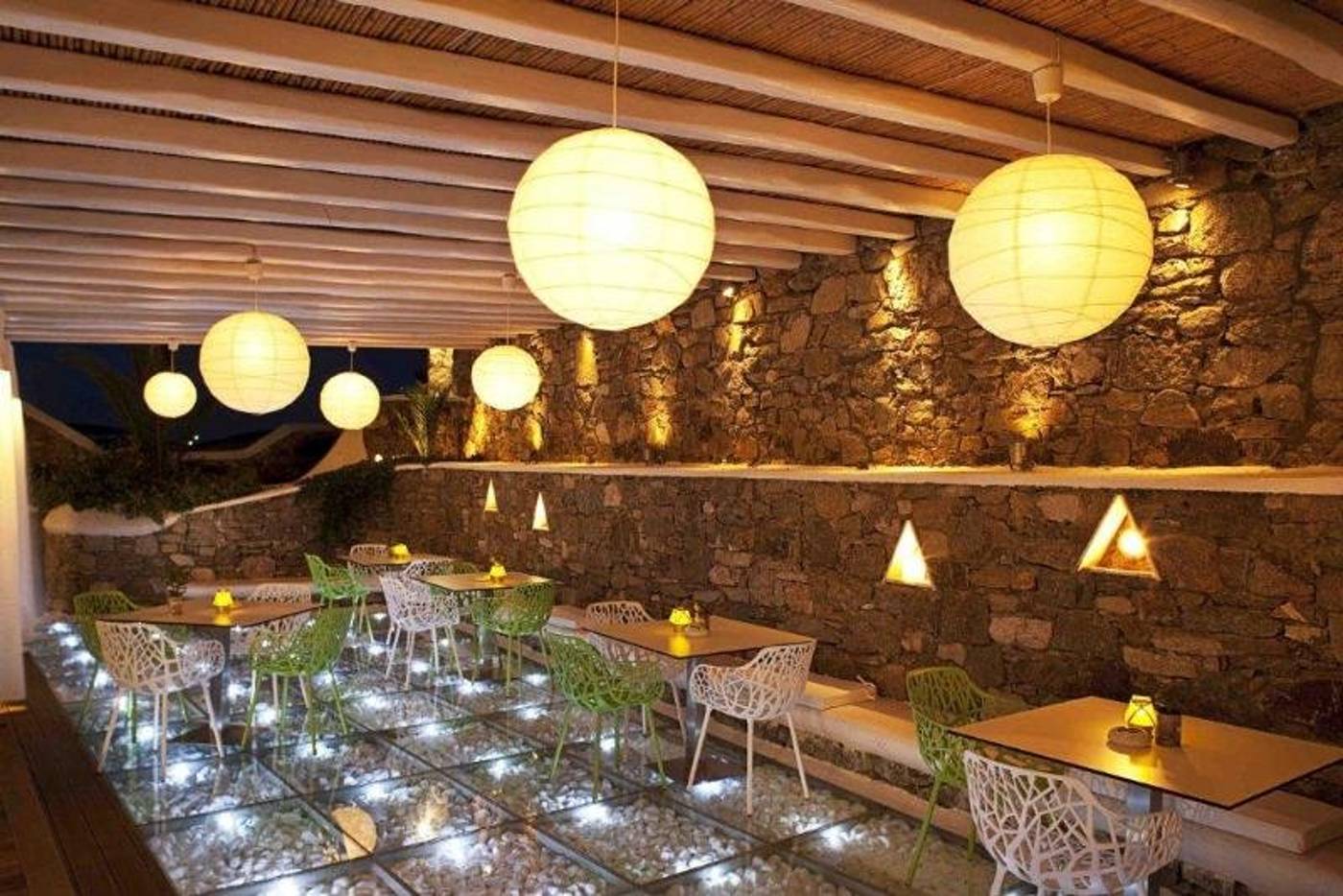 Anemoessa-Restaurant-12