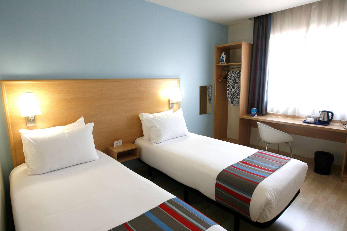 Travelodge-Torrelaguna-Room-15