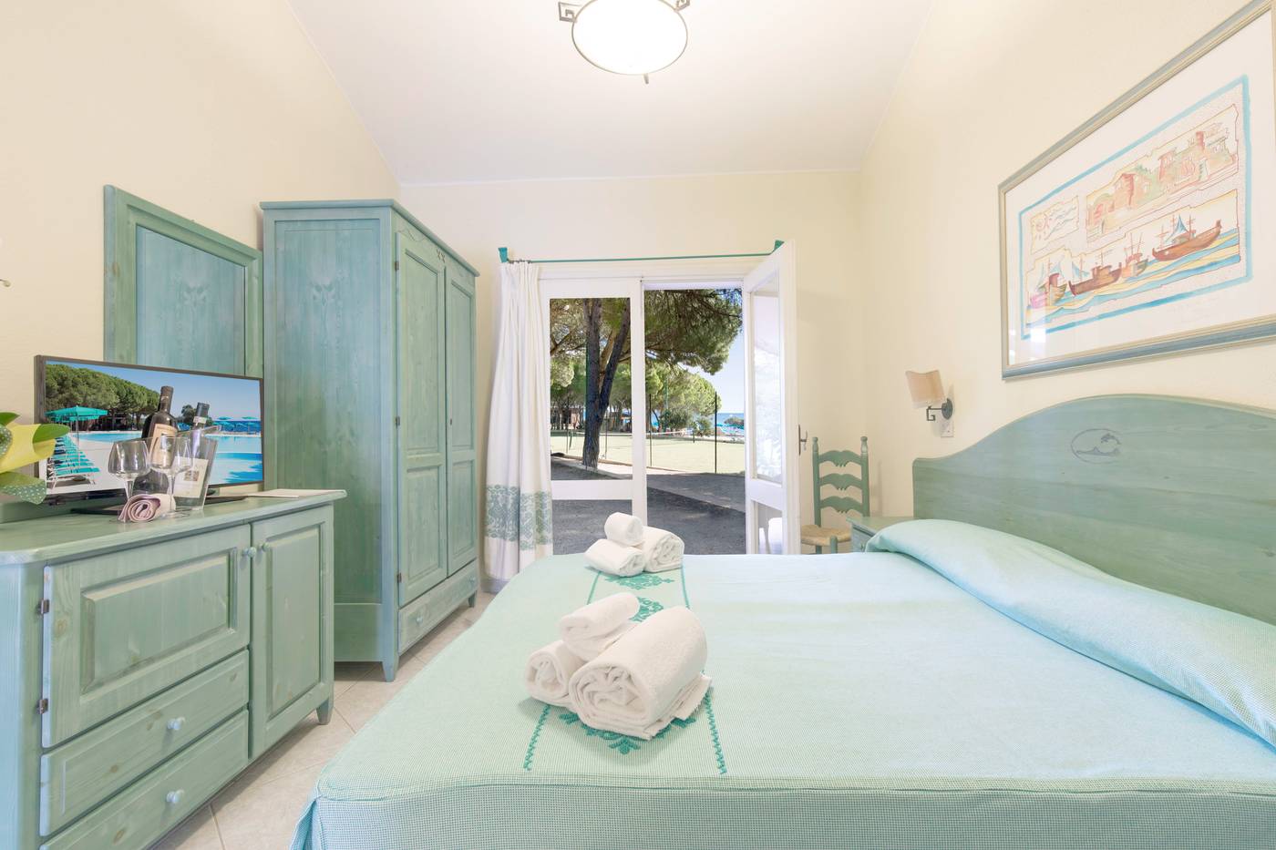 Club Hotel Marina Seada Beach-Italy-BUDONI-Room-10