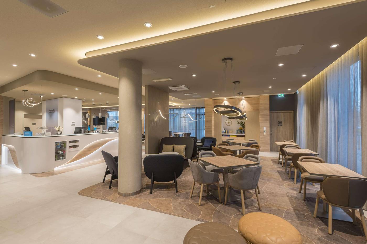 Hampton by Hilton Frankfurt Airport - Germany - FRANKFURT - Lobby - 2