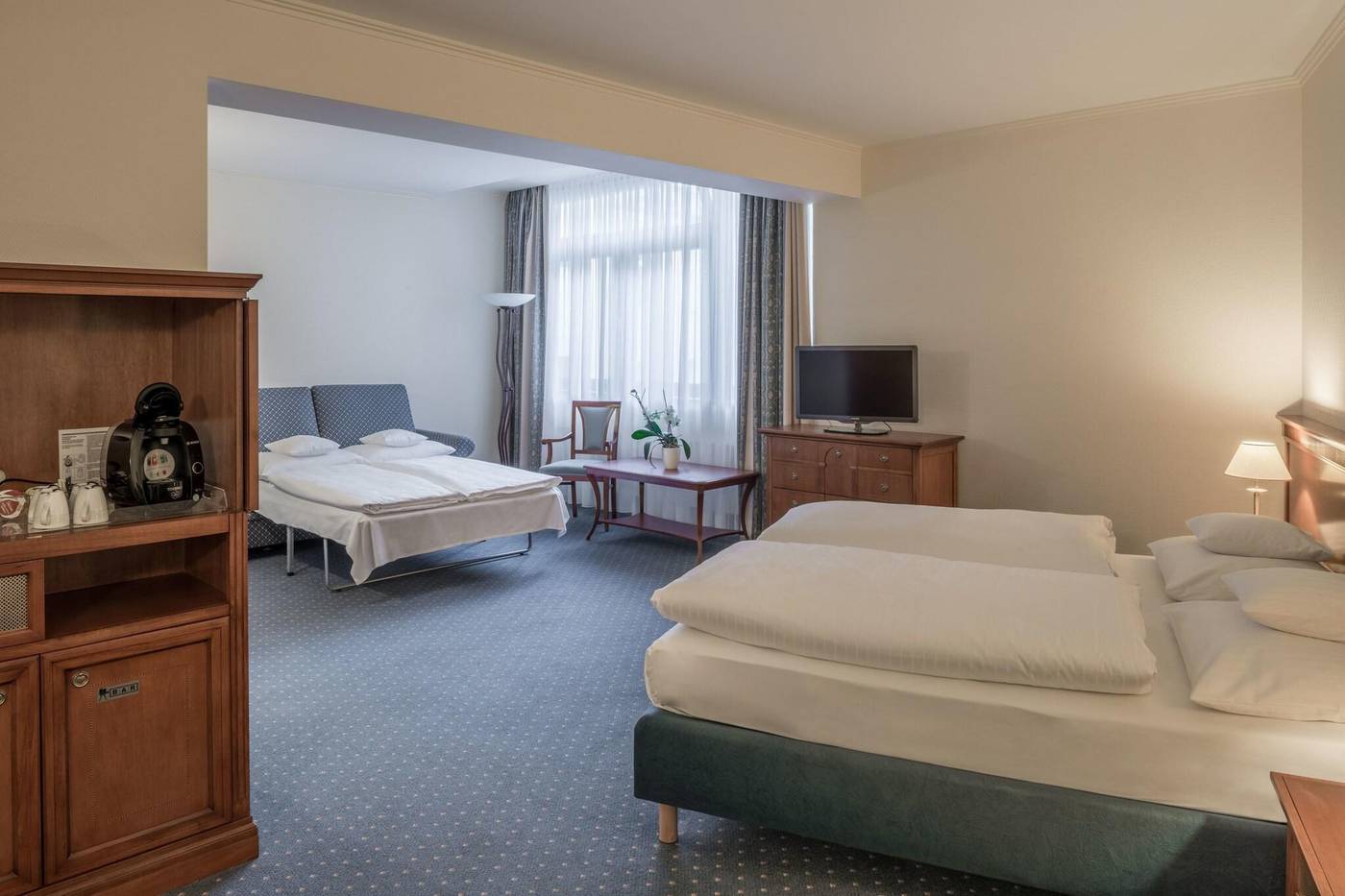 Hollywood-Media-Hotel-Room-7