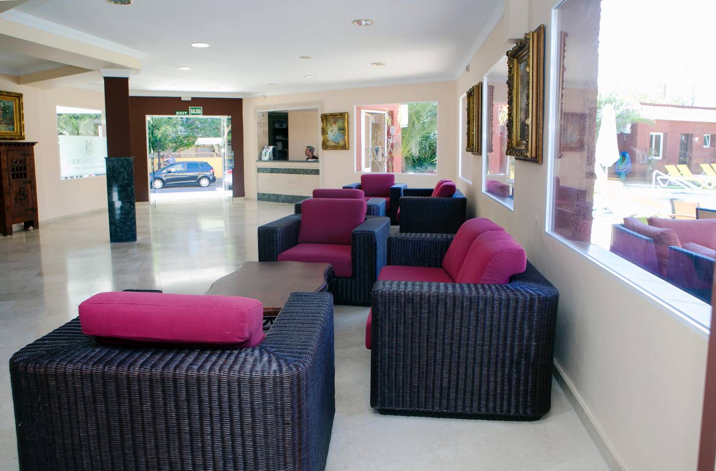 Itaca-Fuengirola-Lobby-31