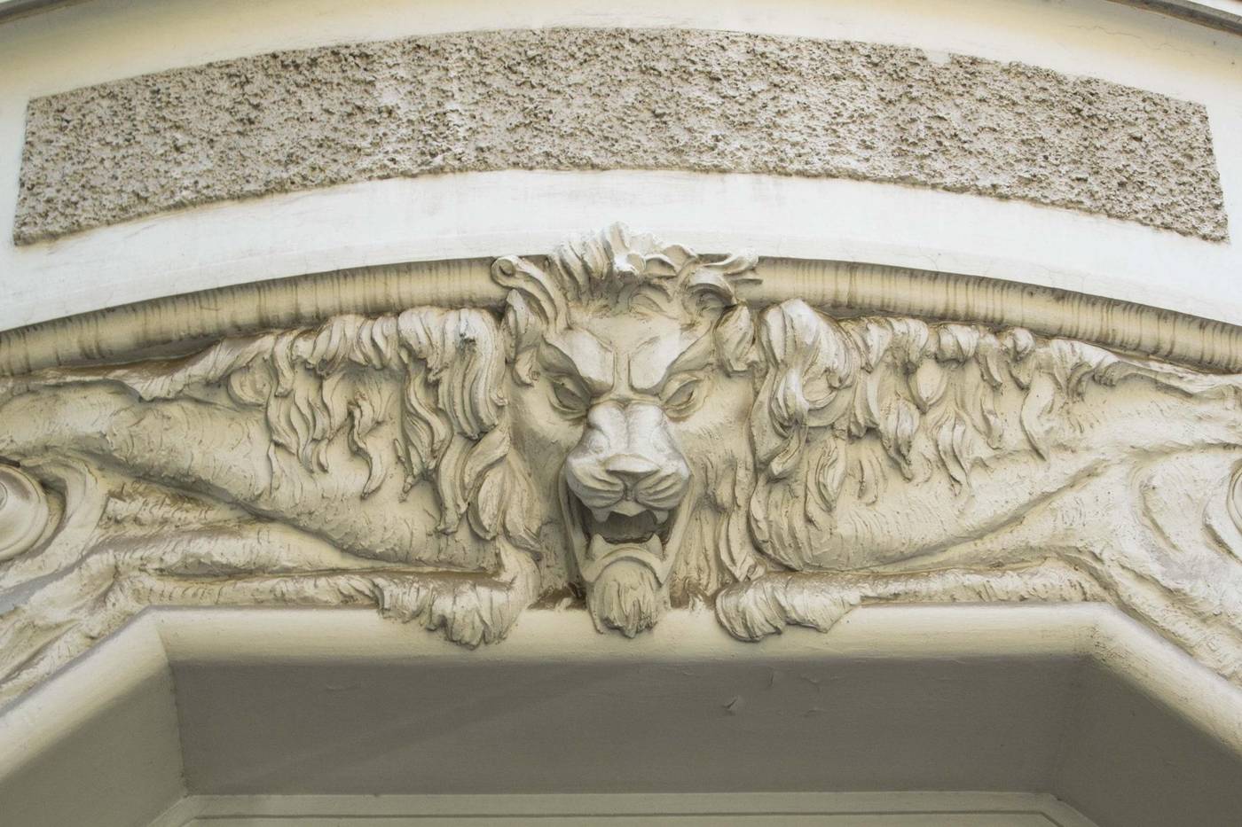 Maison-Maneli-Luxury-B-B-Lobby-39