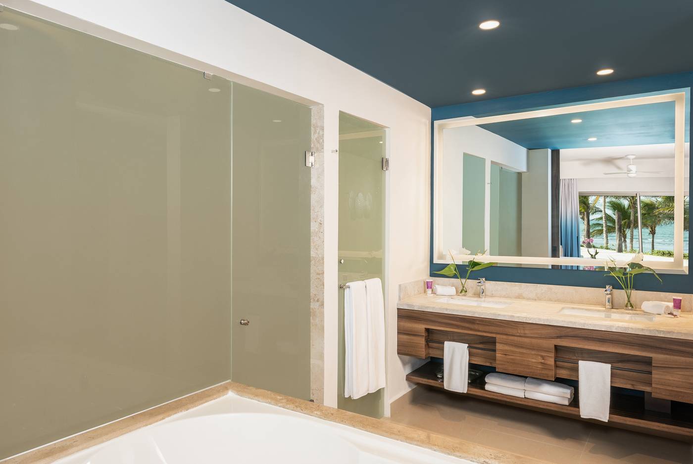 Secrets-Silversands-Riviera-Cancun-Room-42