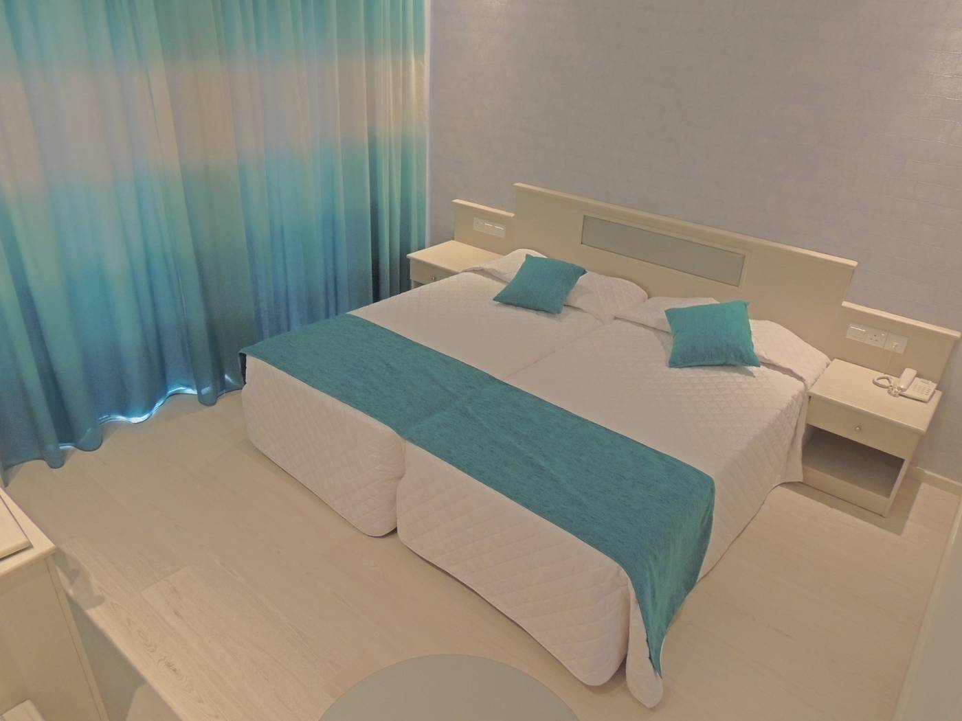 Anesis-Hotel-Room-35