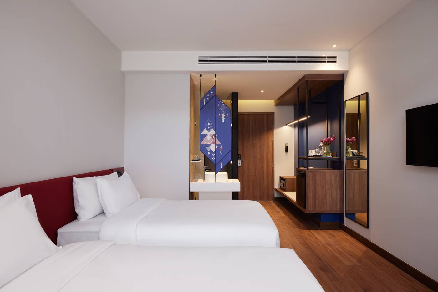 Centra-By-Centara-Hotel-Bangkok-Phra-Nakhon-Room-8
