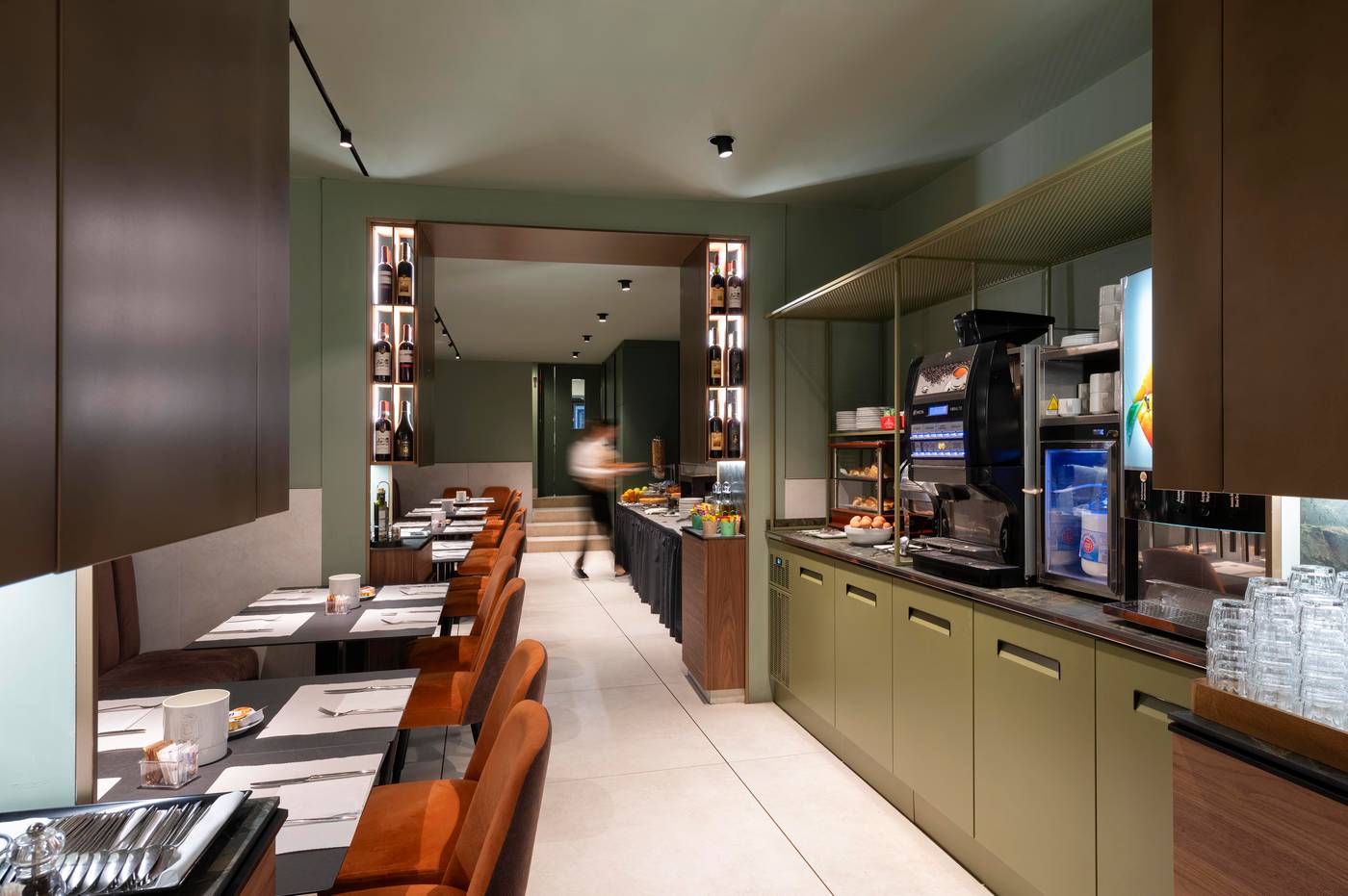 Hiberia-Restaurant-65