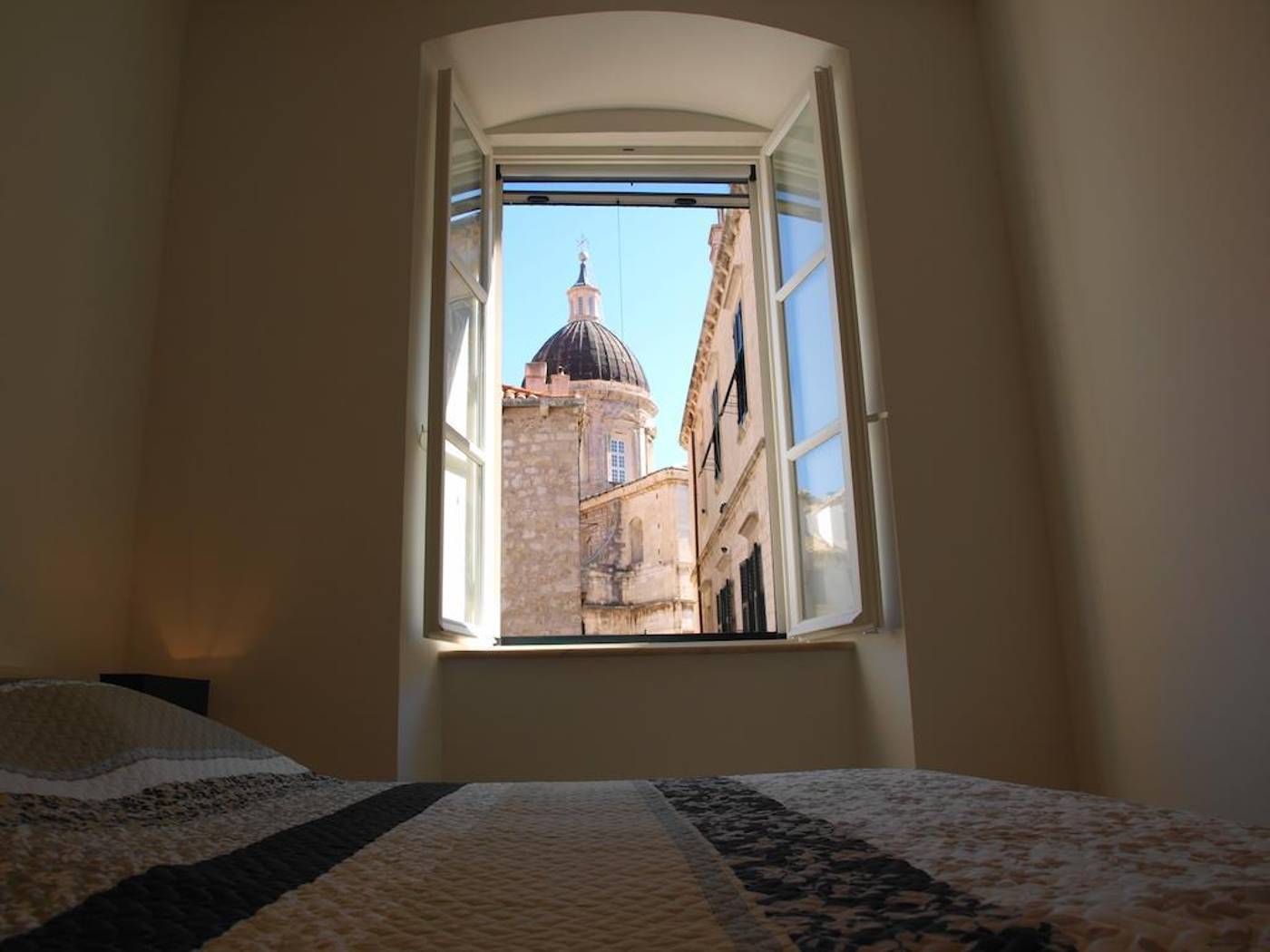 The-Miro-Studio-Apartments-General-view-23