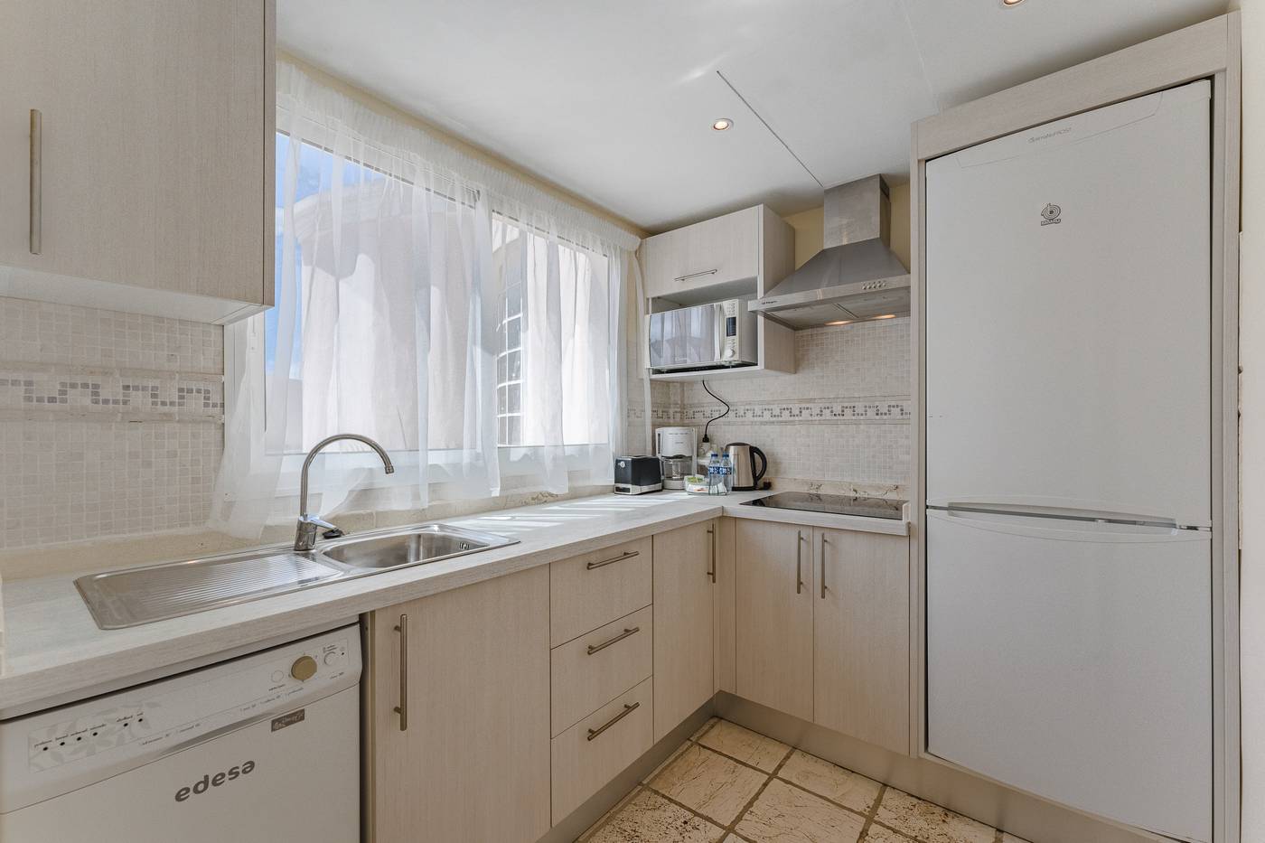 Flamingo-Suites-Room-76