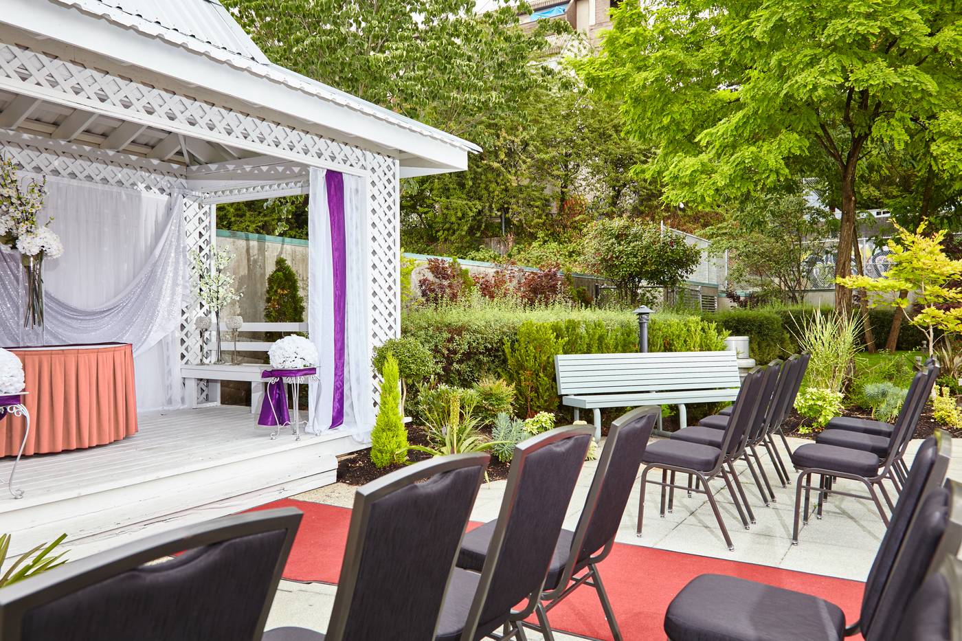 Executive-Plaza-Hotel-Conference-Centre-Coquitlam-BC-Conferences-40