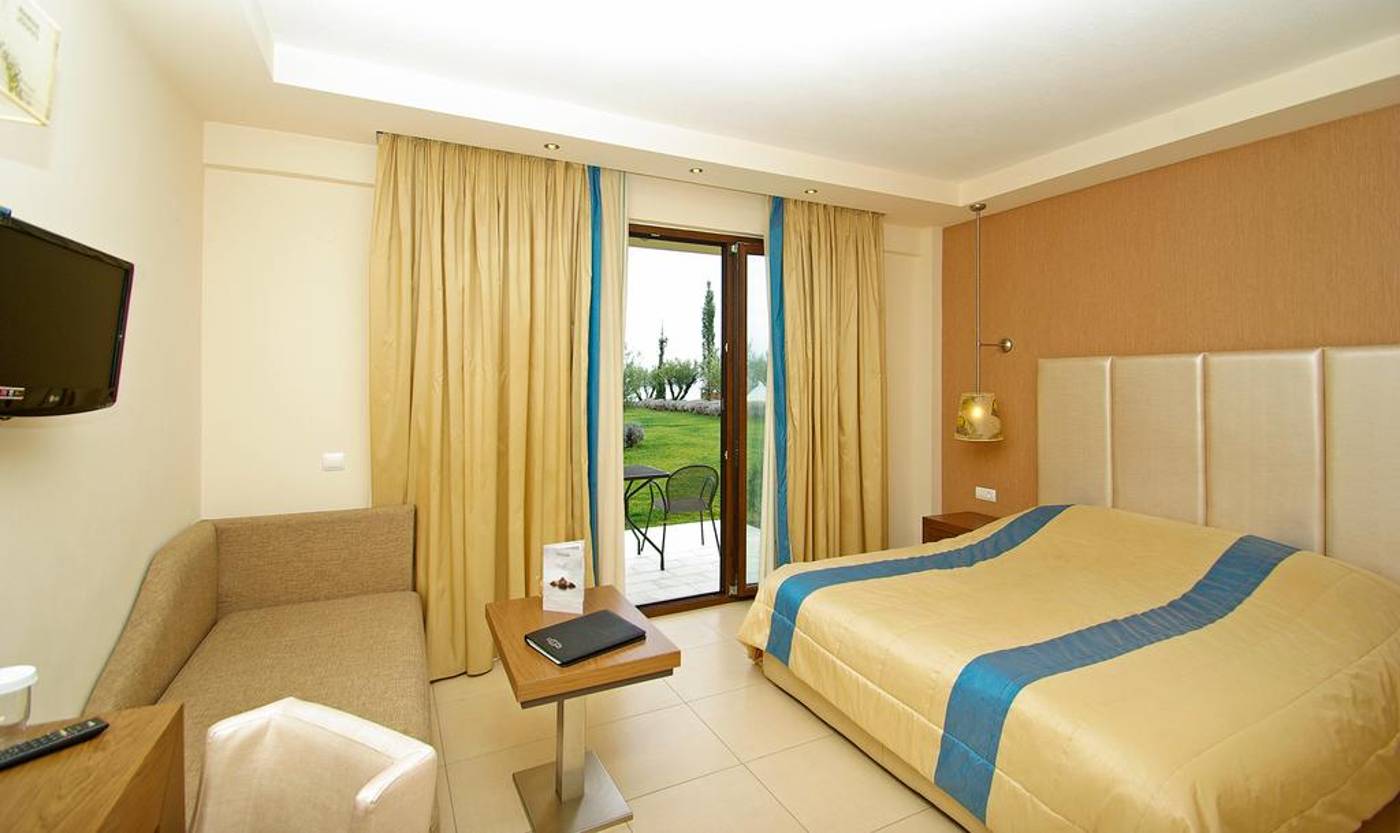 Mediterranean-Village-Room-32
