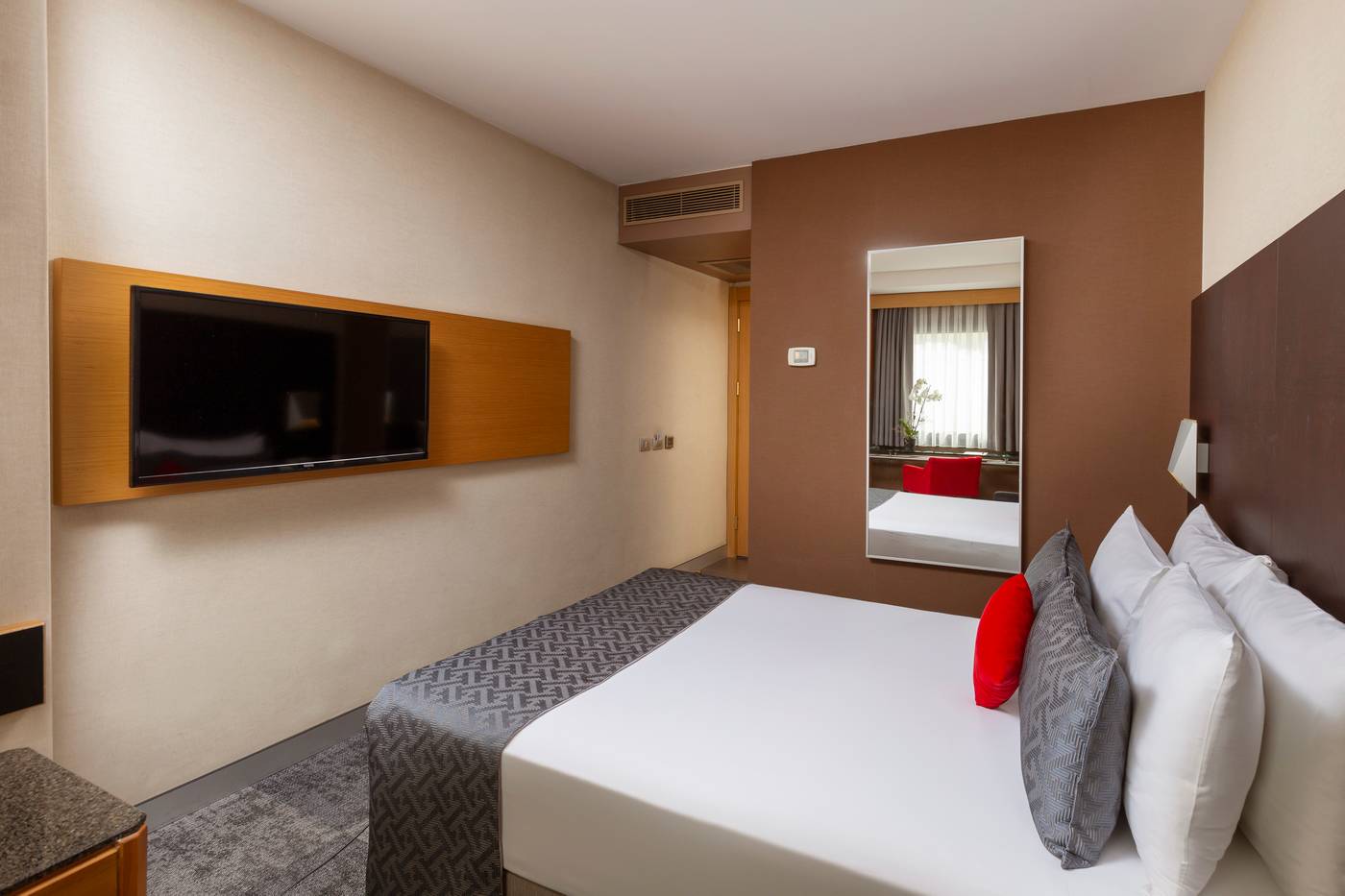 Nippon-Hotel-Istanbul-Room-30