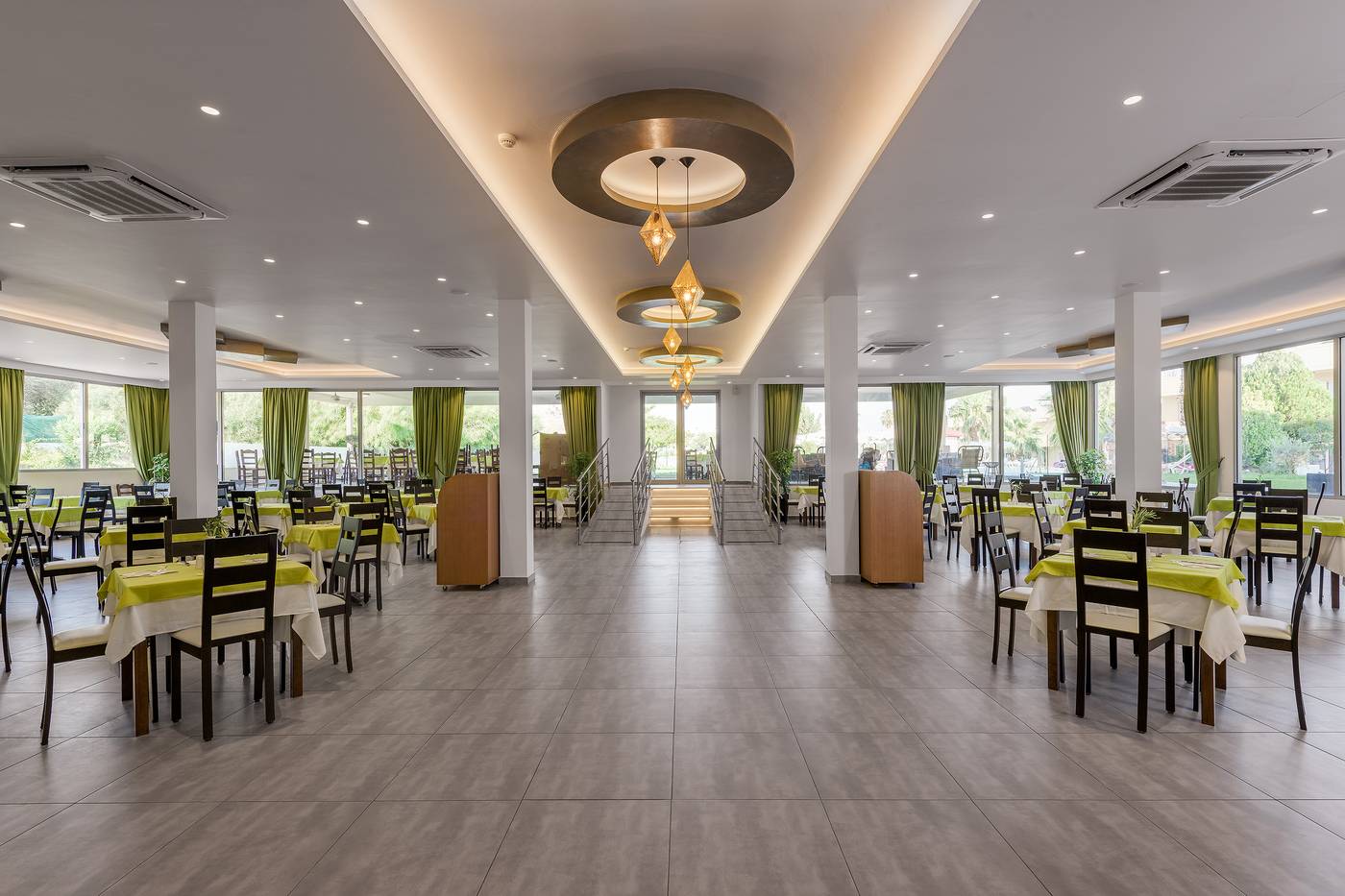 Olive-Garden-Restaurant-29