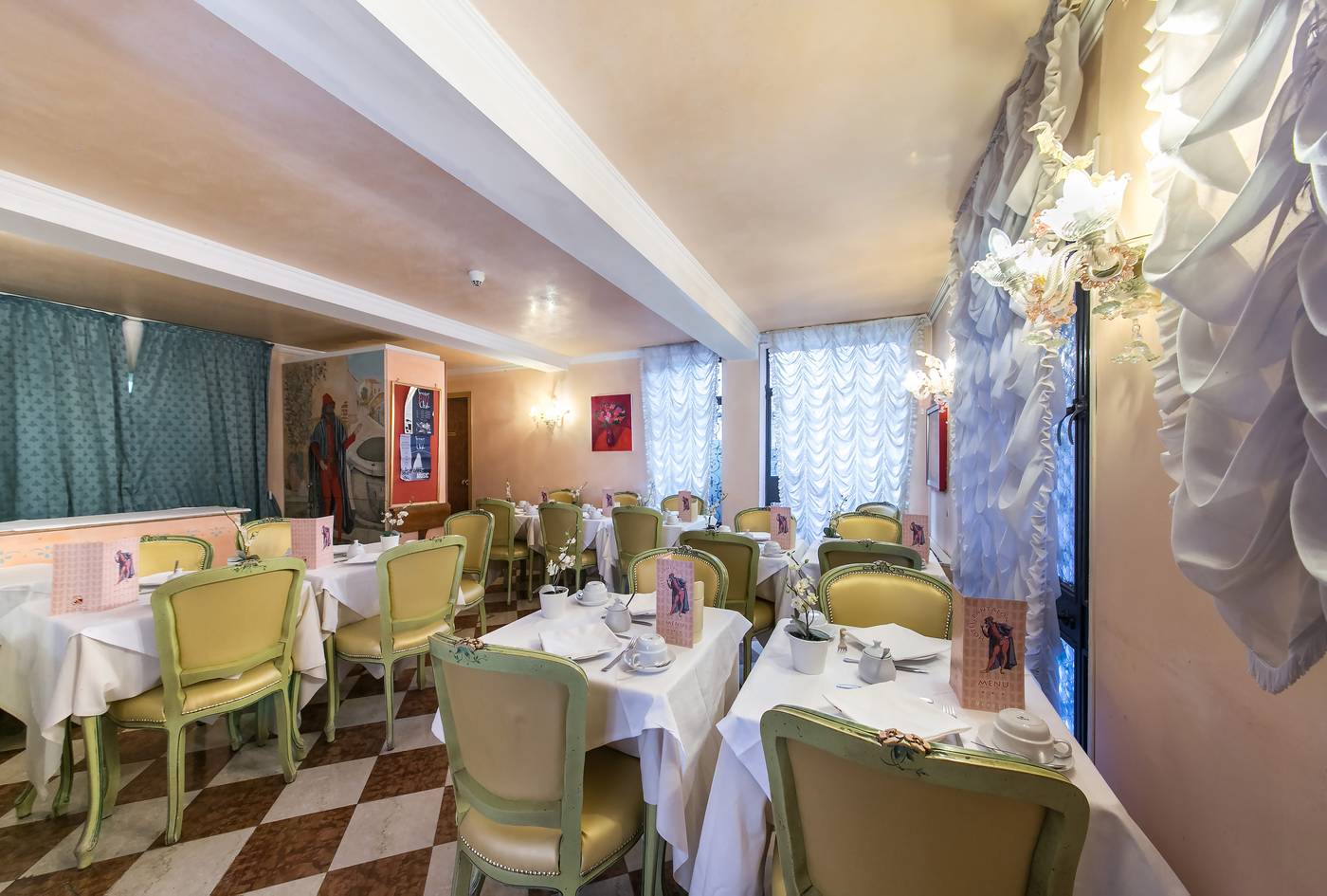 Hotel-Pantalon-Restaurant-23