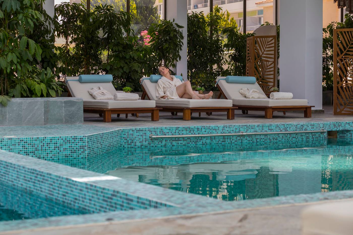 Leonardo-Plaza-Cypria-Maris-Beach-Hotel---Spa---Adults-Only-Pool-23