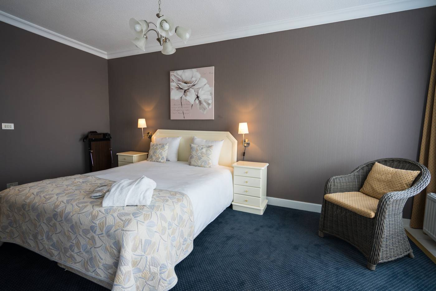 First-Euroflat-Hotel-Room-24