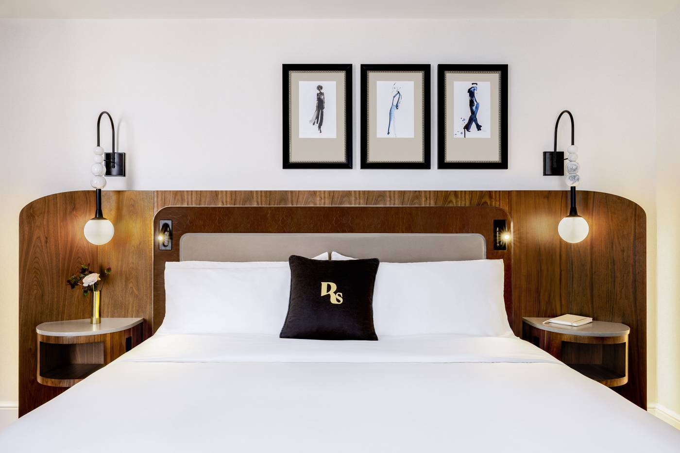 The-Benjamin-Royal-Sonesta-Hotel-Room-29
