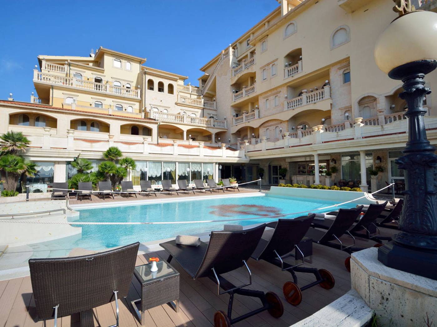 Hellenia-Yachting-Pool-6