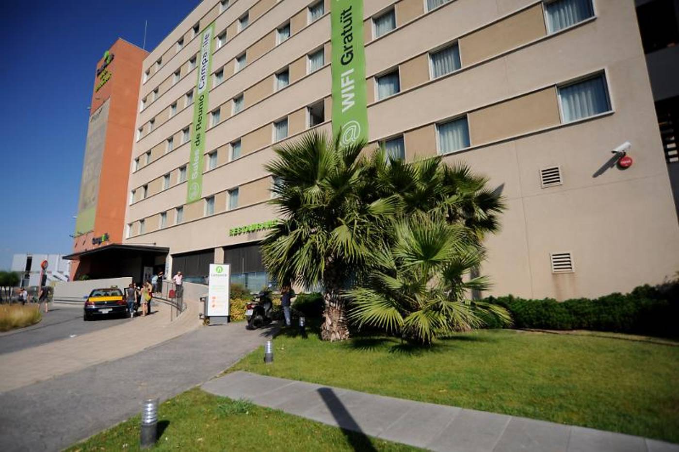 Campanile Barcelona Cornella-Spain-CORNELLA DEL LLOBREGAT-General view-7