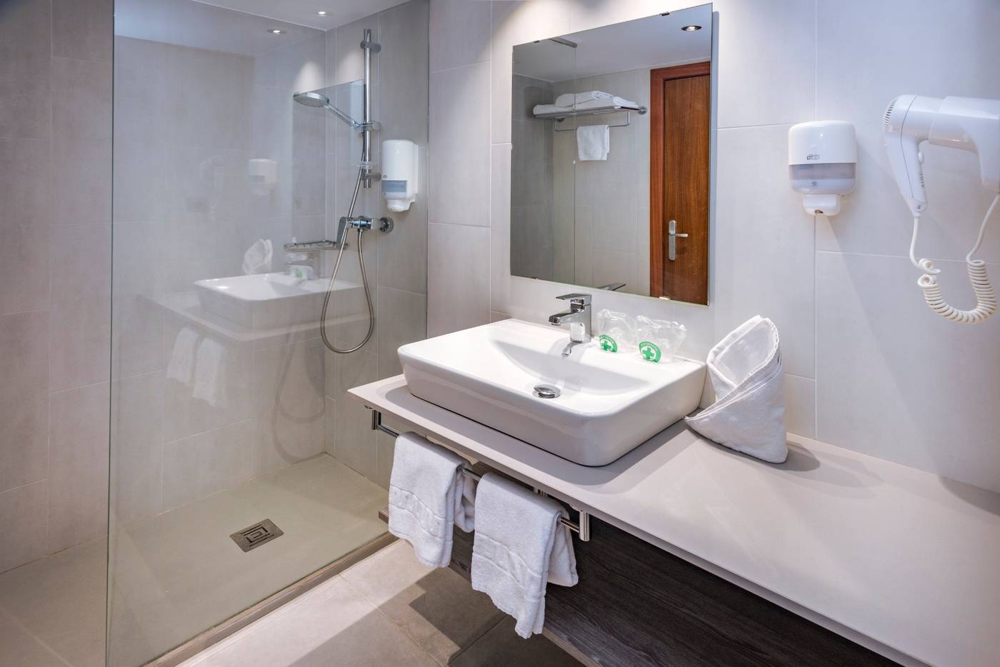 4R-Miramar-Calafell-Room-14